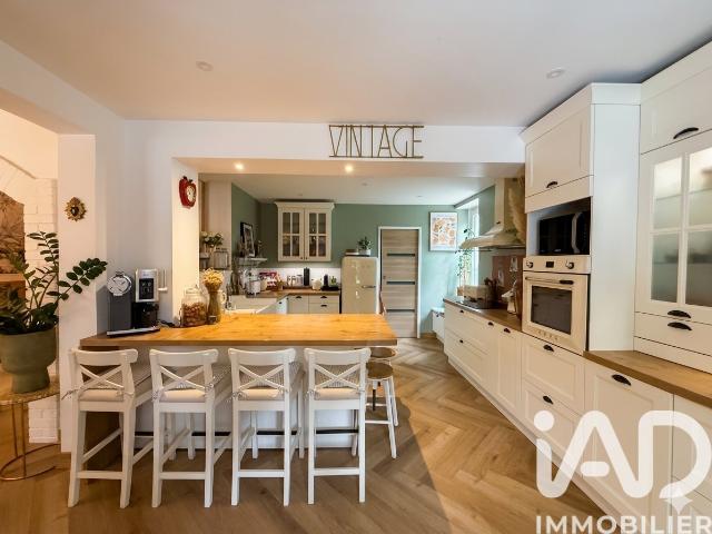 Maison 6 pièces 176 m²