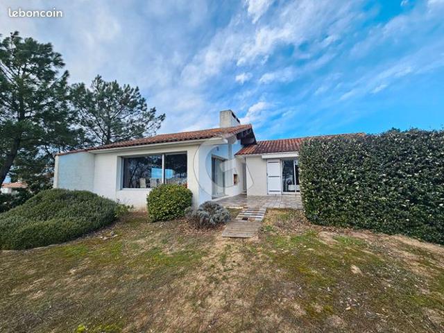 Maison 6 pièces 176 m²