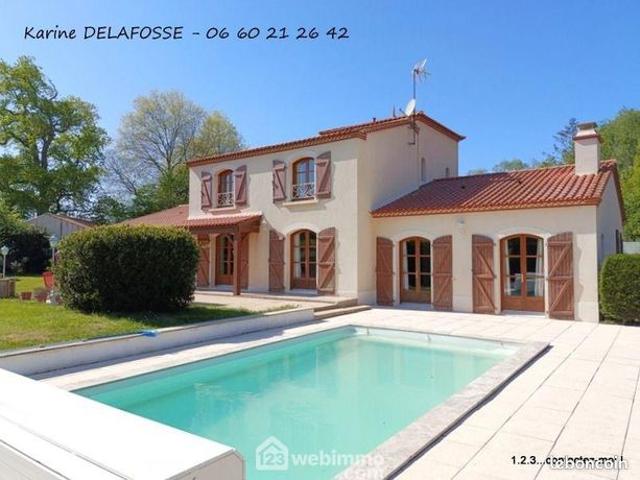 Maison 6 pièces 176 m²