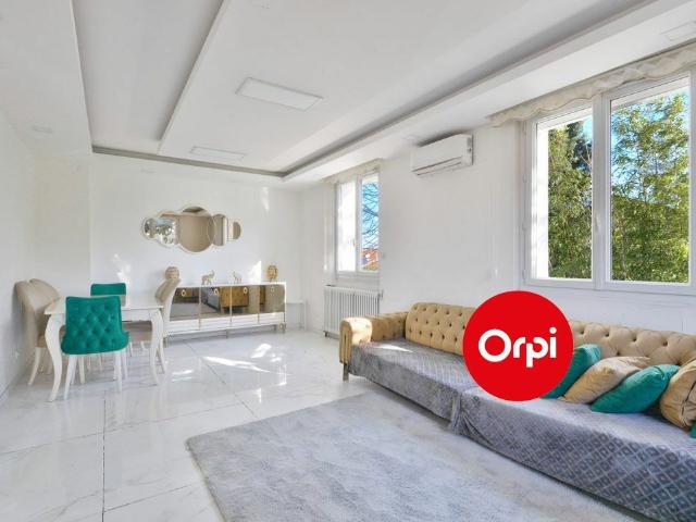 Maison 6 pièces 176 m²