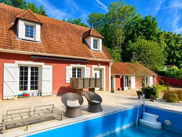 Maison 6 pièces 177 m²