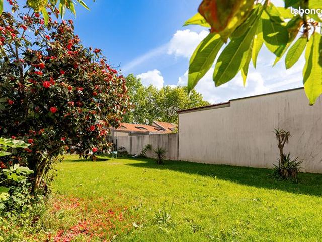 Maison 6 pièces 177 m²
