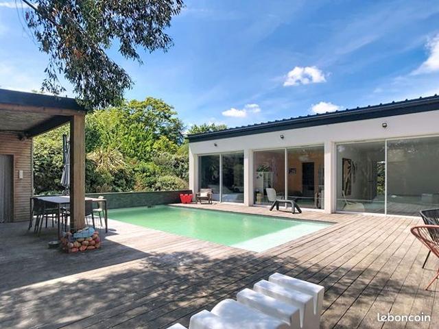 Maison 6 pièces 177 m²