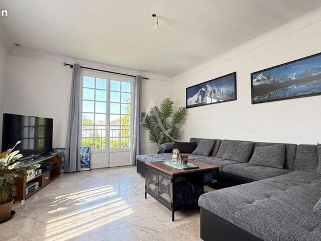 Maison 6 pièces 177 m²