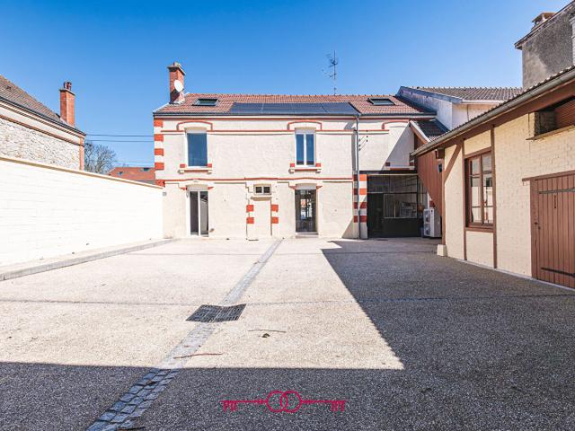 Maison 6 pièces 177 m²