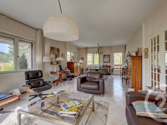 Maison 6 pièces 177 m²