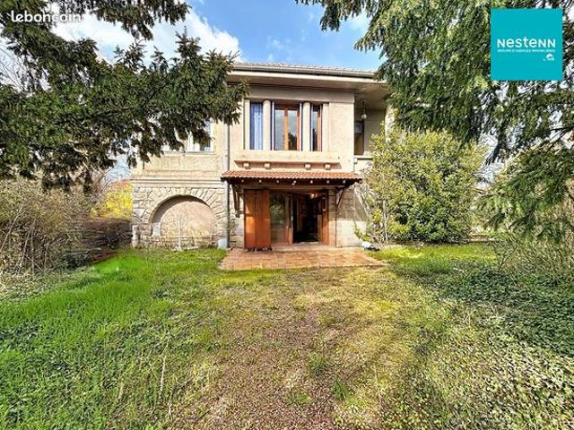 Maison 6 pièces 177 m²