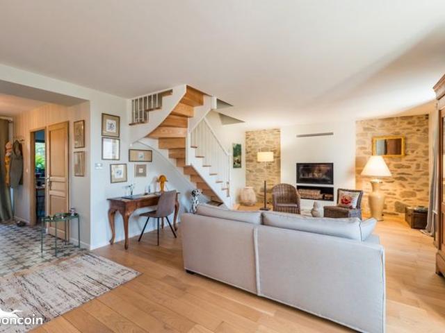 Maison 6 pièces 177 m²
