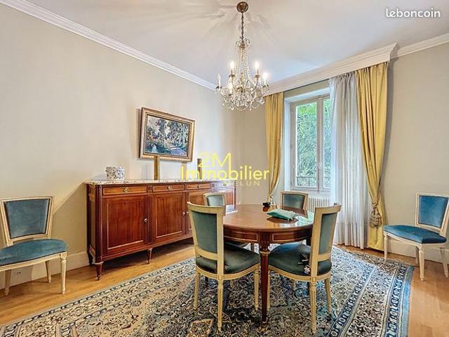 Maison 6 pièces 177 m²