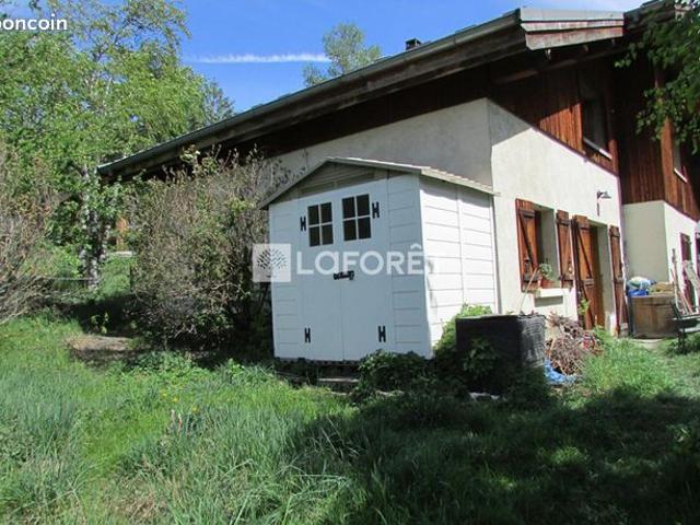 Maison 6 pièces 177 m²