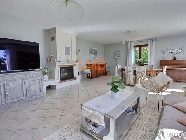Maison 6 pièces 177 m²
