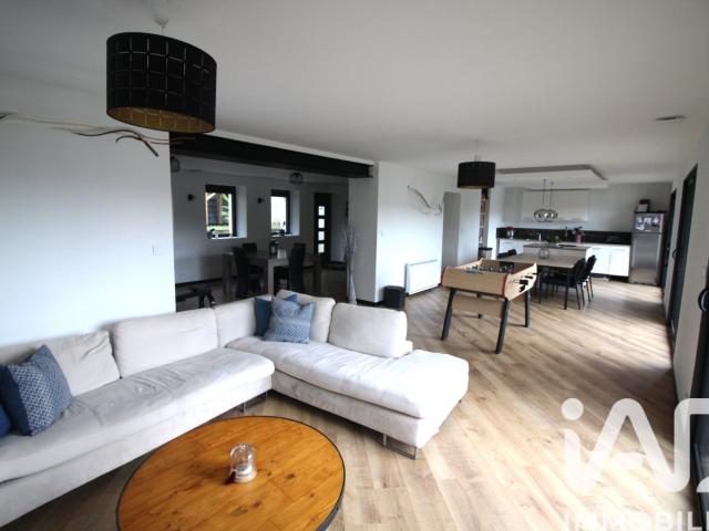 Maison 6 pièces 177 m²