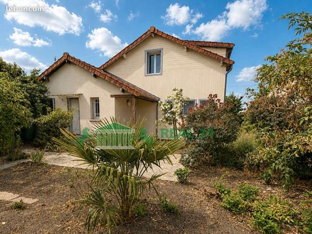 Maison 6 pièces 177 m²