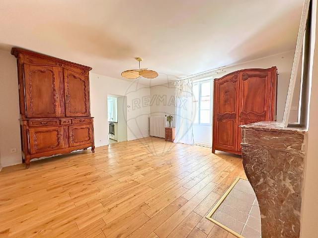 Maison 6 pièces 177 m²