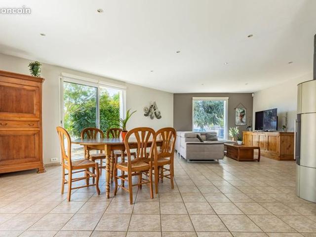 Maison 6 pièces 177 m²