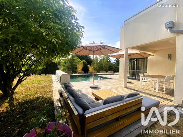 Maison 6 pièces 177 m²