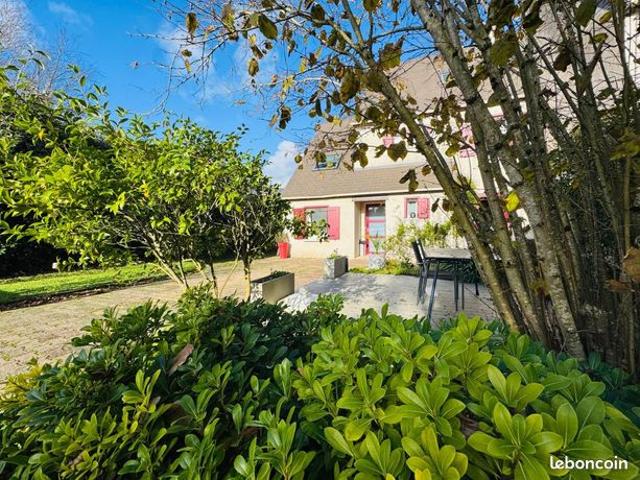Maison 6 pièces 178 m²