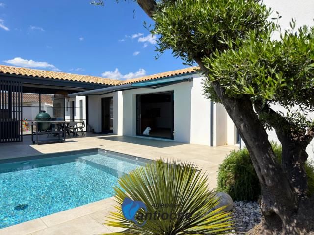 Maison 6 pièces 178 m²