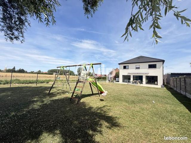 Maison 6 pièces 178 m²