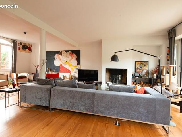 Maison 6 pièces 178 m²