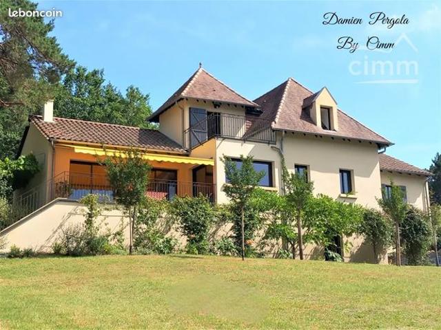 Maison 6 pièces 178 m²