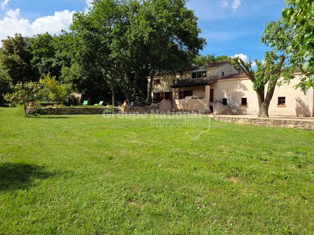 Maison 6 pièces 178 m²