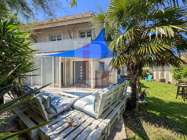 Maison 6 pièces 178 m²