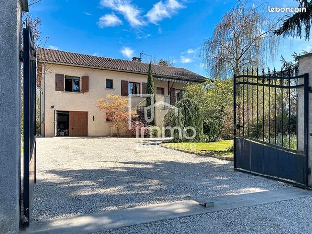 Maison 6 pièces 178 m²