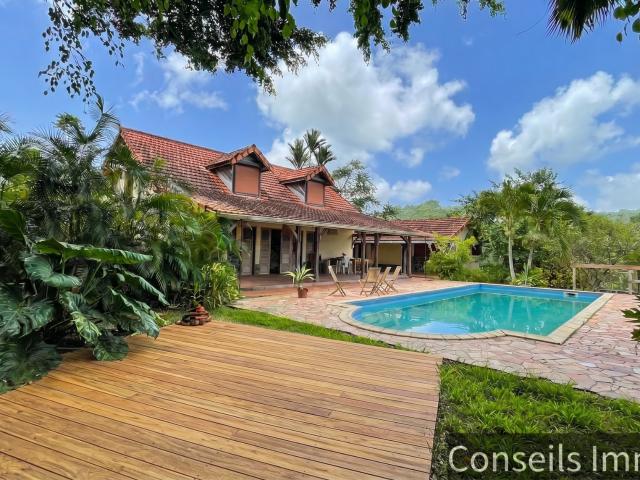 Maison 6 pièces 178 m²
