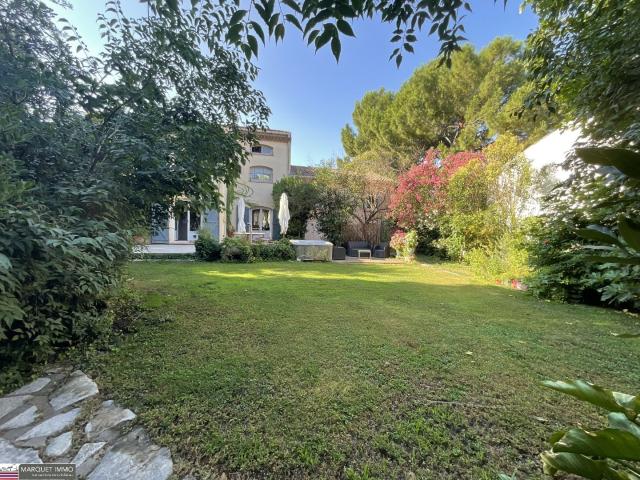 Maison 6 pièces 178 m²