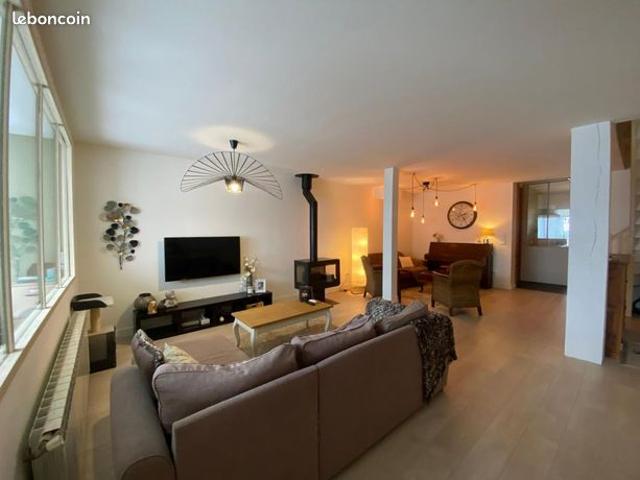 Maison 6 pièces 178 m²