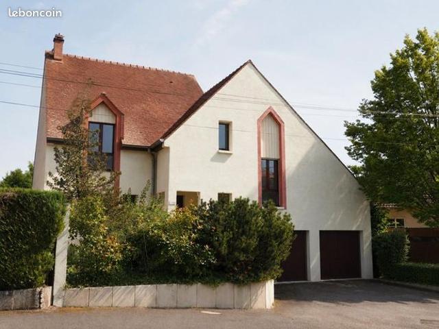 Maison 6 pièces 178 m²