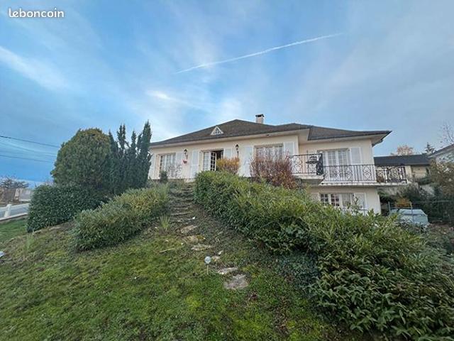 Maison 6 pièces 178 m²
