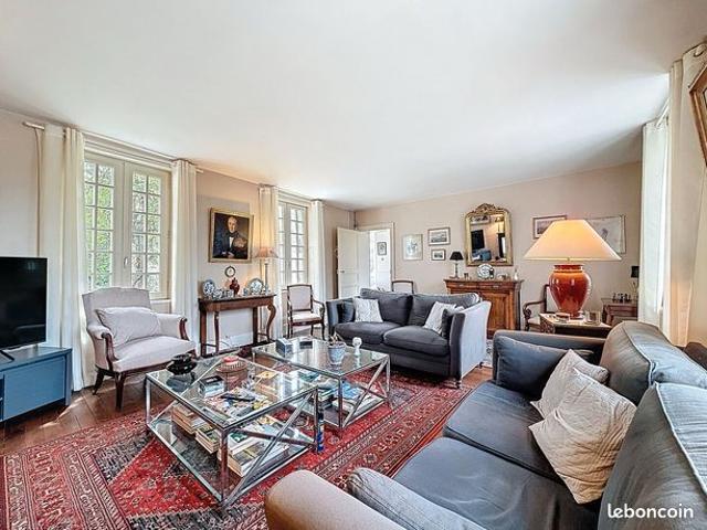 Maison 6 pièces 178 m²