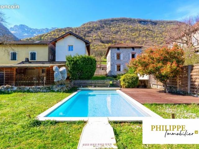Maison 6 pièces 178 m²