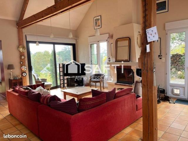 Maison 6 pièces 178 m²
