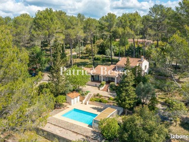 Maison 6 pièces 178 m²
