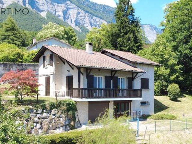 Maison 6 pièces 178 m²