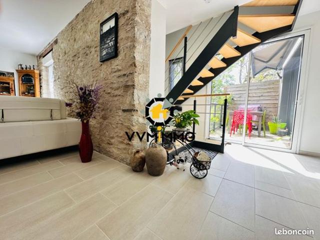 Maison 6 pièces 178 m²