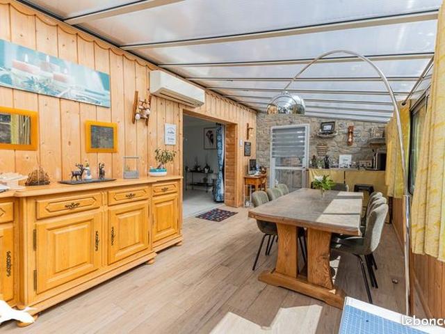 Maison 6 pièces 178 m²