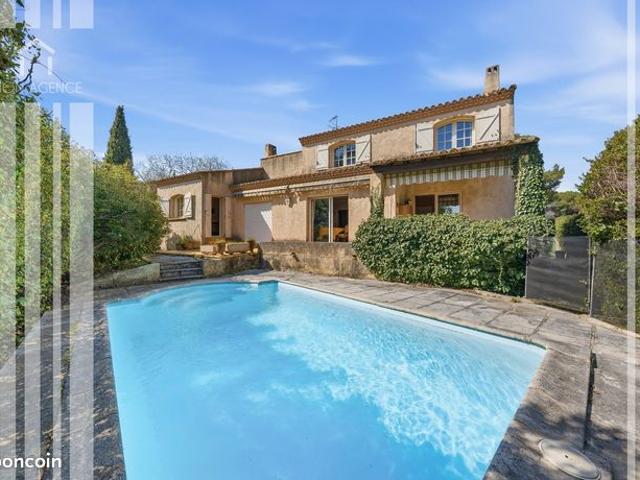 Maison 6 pièces 179 m²