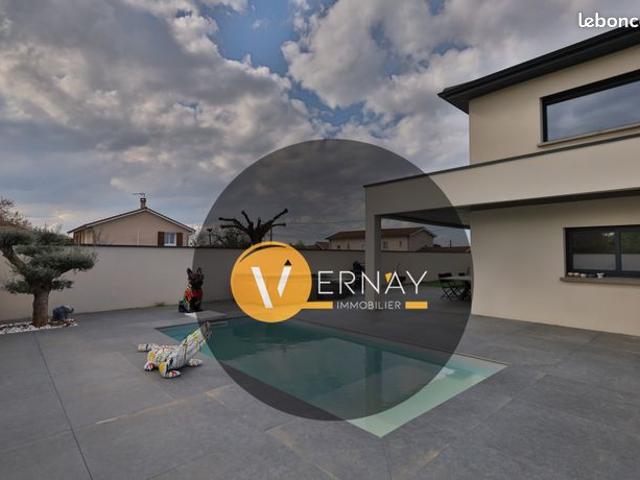 Maison 6 pièces 179 m²