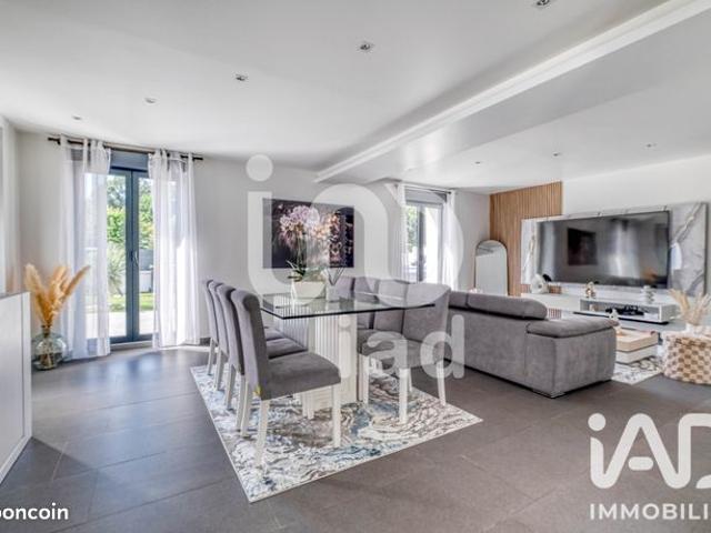 Maison 6 pièces 179 m²