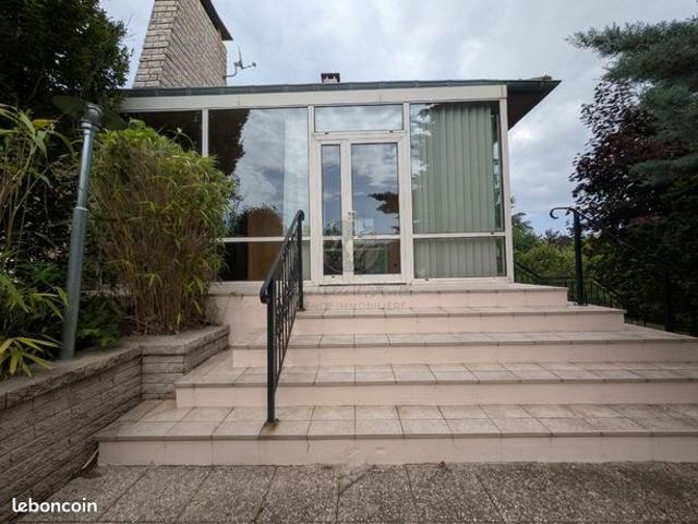 Maison 6 pièces 179 m²