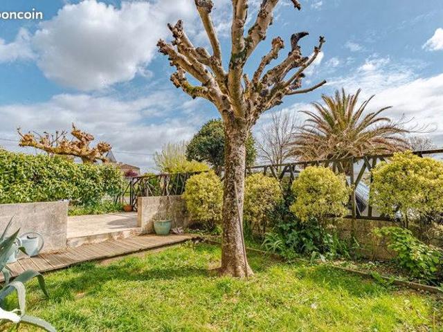 Maison 6 pièces 179 m²