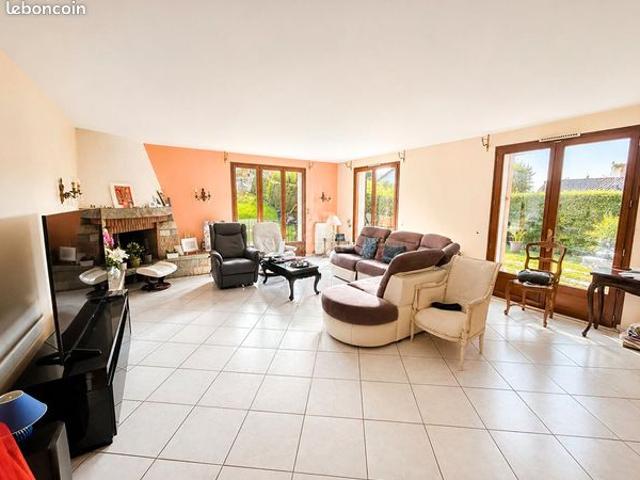 Maison 6 pièces 179 m²