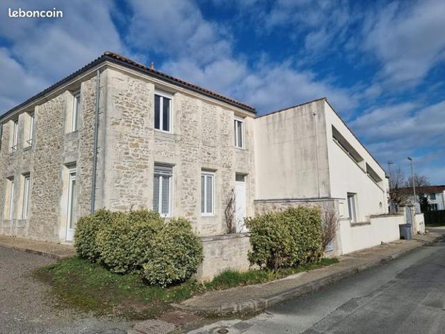 Maison 6 pièces 179 m²