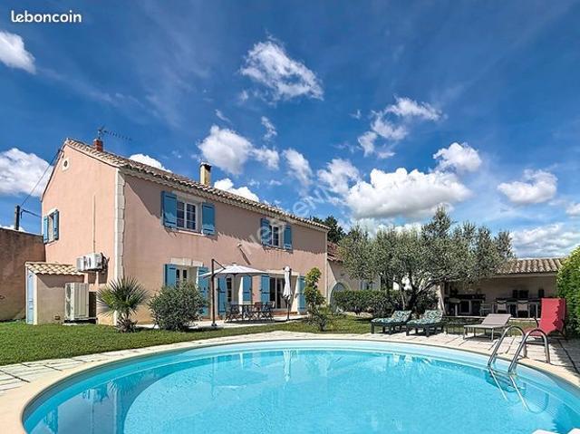 Maison 6 pièces 179 m²