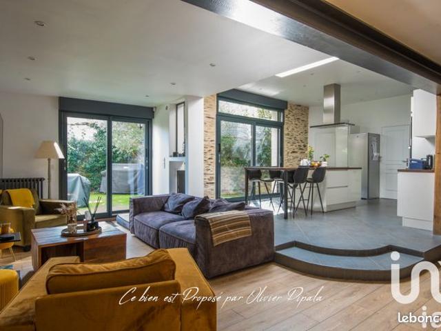 Maison 6 pièces 179 m²