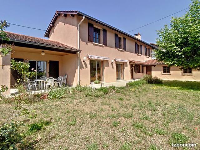 Maison 6 pièces 179 m²
